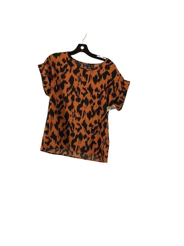 Top Short Sleeve By Shein In Animal Print, Size: S