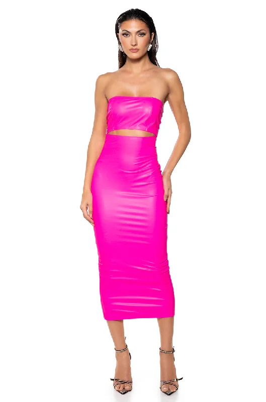 PRETTY LADY PLEATHER MIDI DRESS WITH CUT OUT