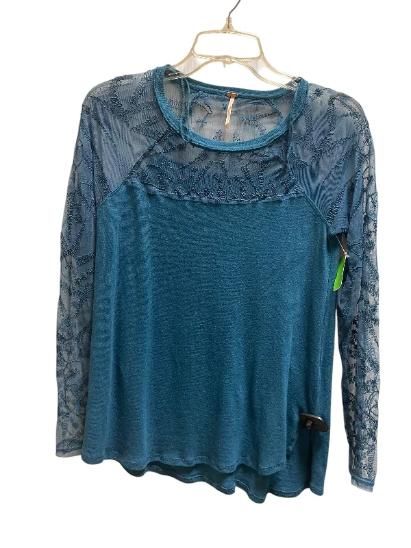 Top Long Sleeve By Free People In Blue, Size: Xs